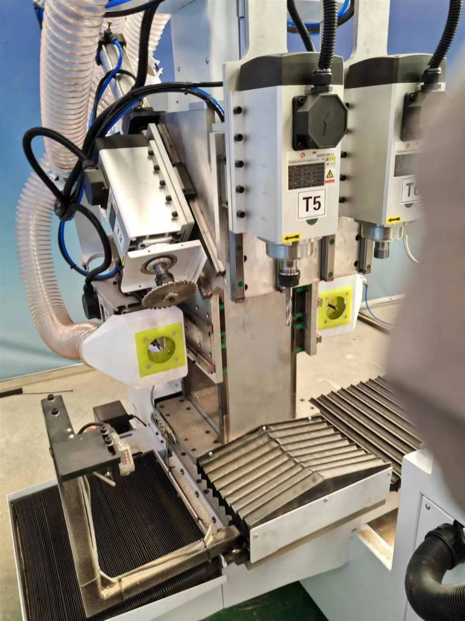 CNC Machine For Door Locks price